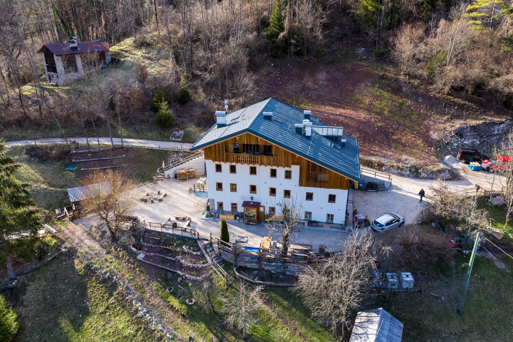 Agriturismo Borgo Damos Villa Valle di Cadore Bagian luar foto